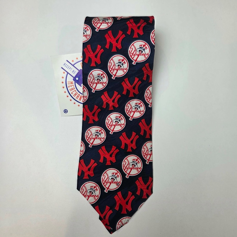 New York Yankees Logo RM Sports 100% Silk Necktie MLB Baseball‎ Vintage 1995